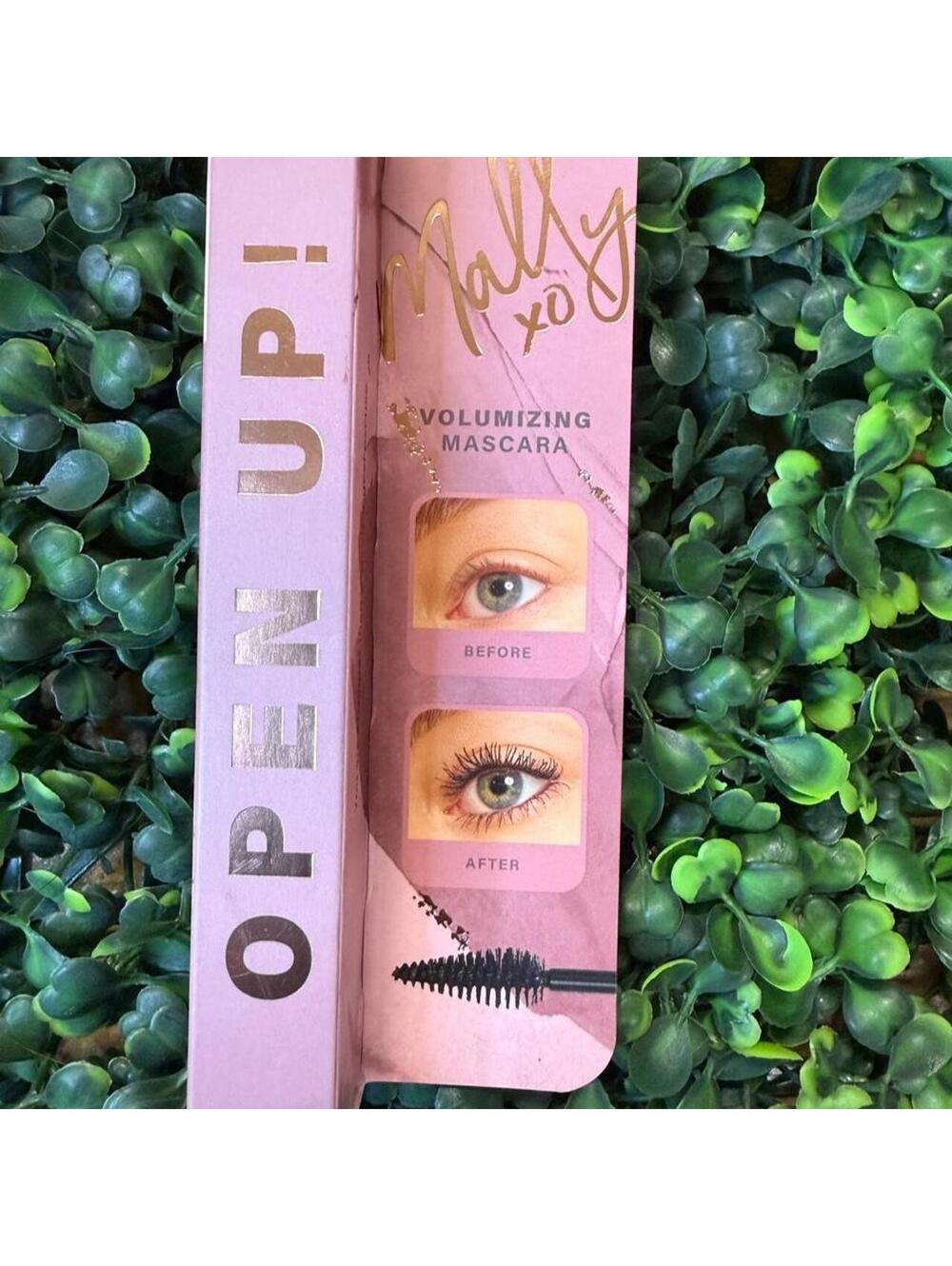 ✨ Mally Beauty Open Up! Volumizing Mascara in Black